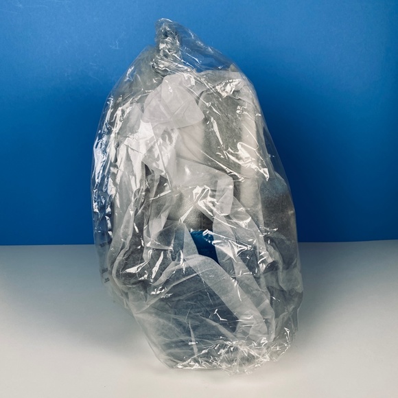 NWT LOUNGEFLY STAR WARS JANGO FETT COSPLAY MINI BACKPACK (LIMITED EDITION) - Picture 5 of 9